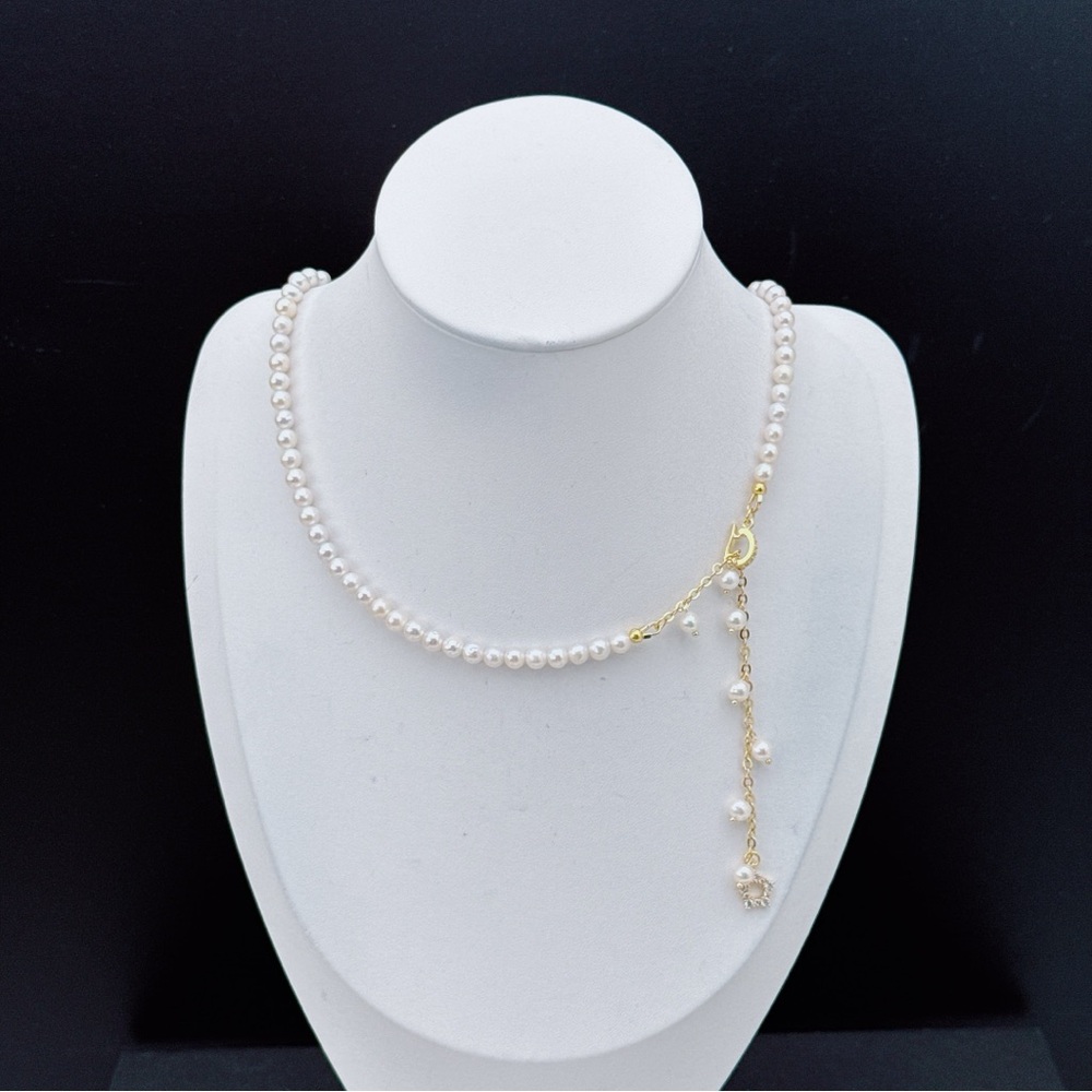D67  Handmade Freshwater Pearl Necklace